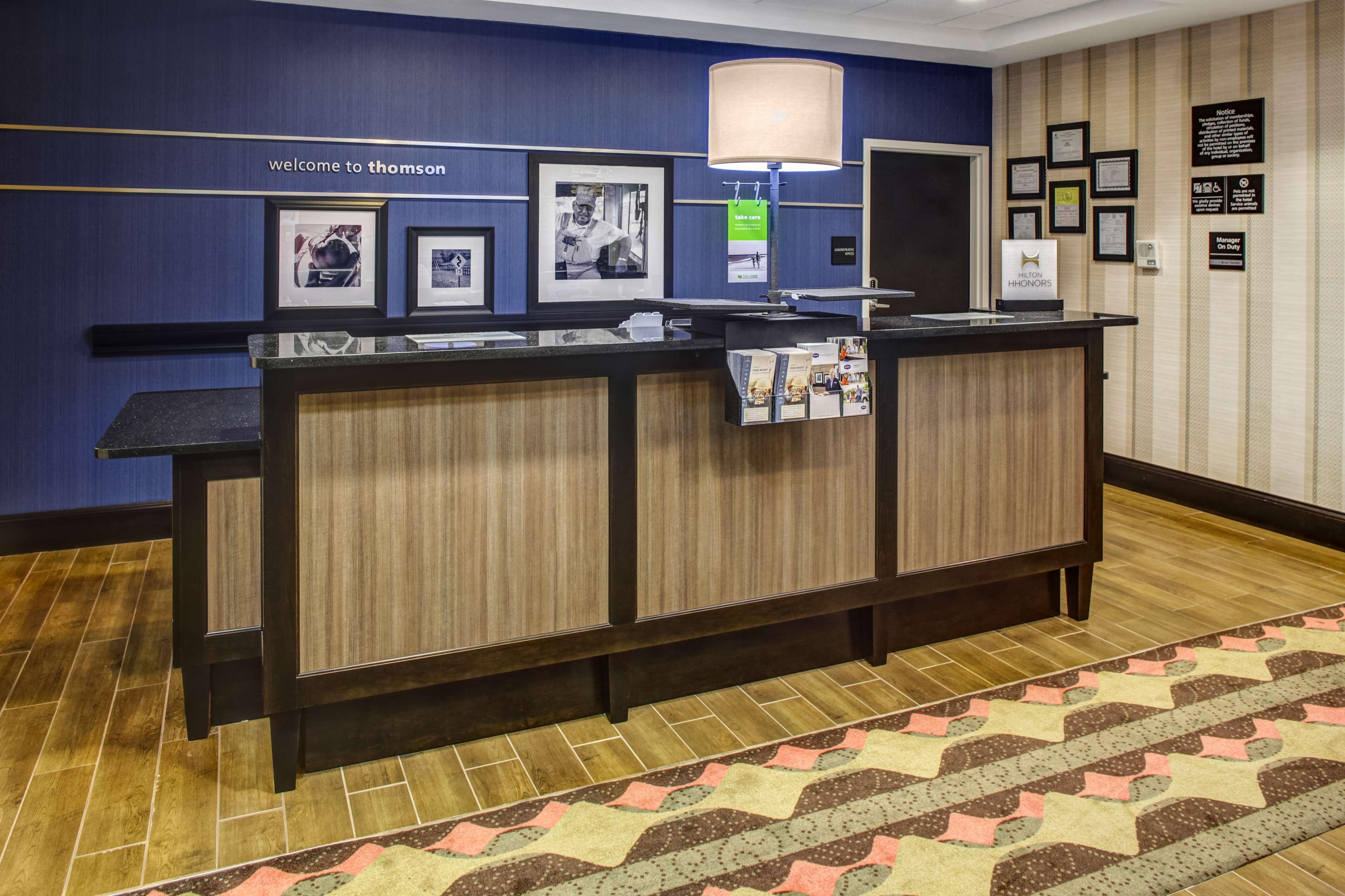Hampton Inn Thomson Zewnętrze zdjęcie