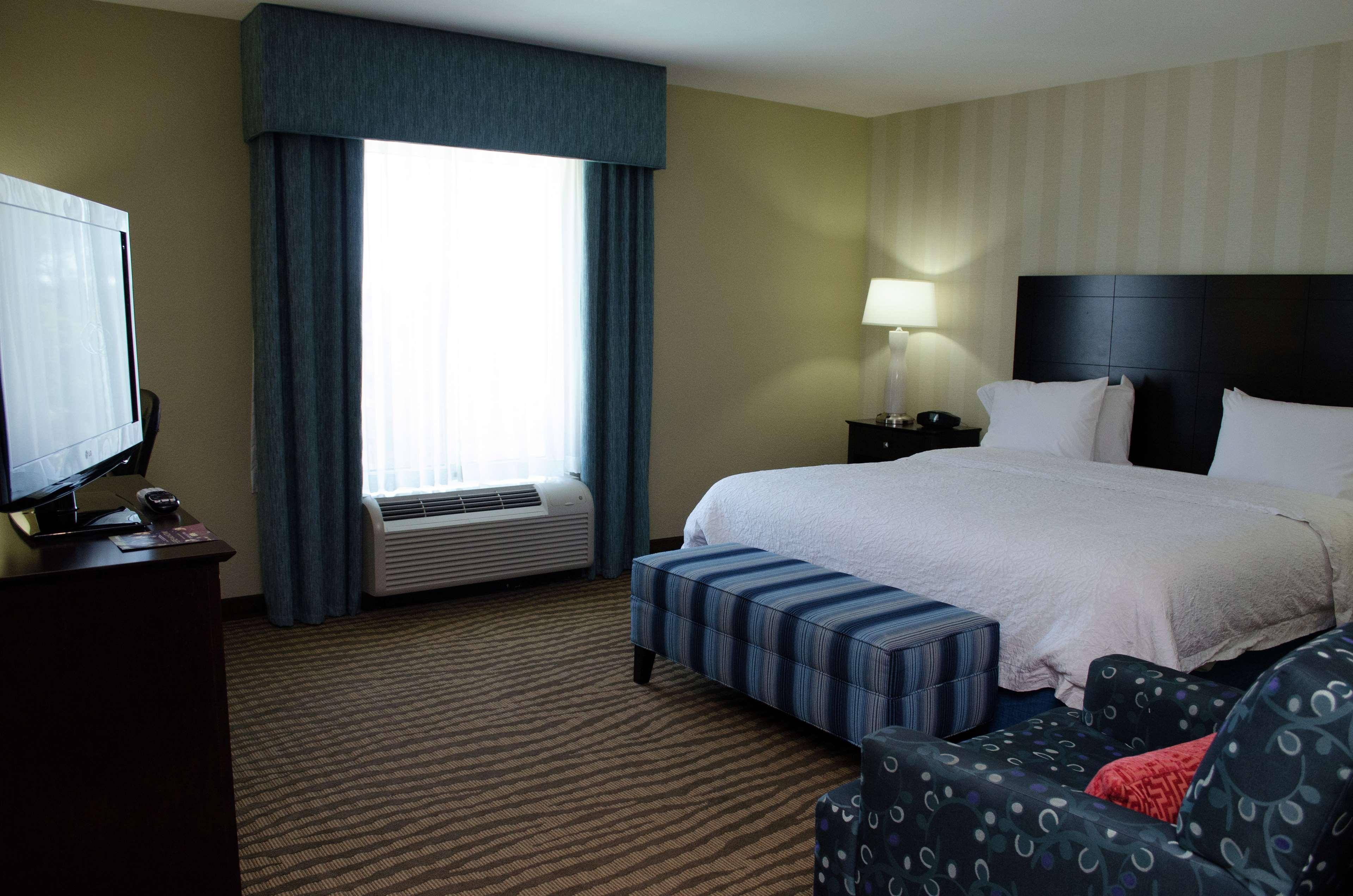 Hampton Inn Thomson Zewnętrze zdjęcie