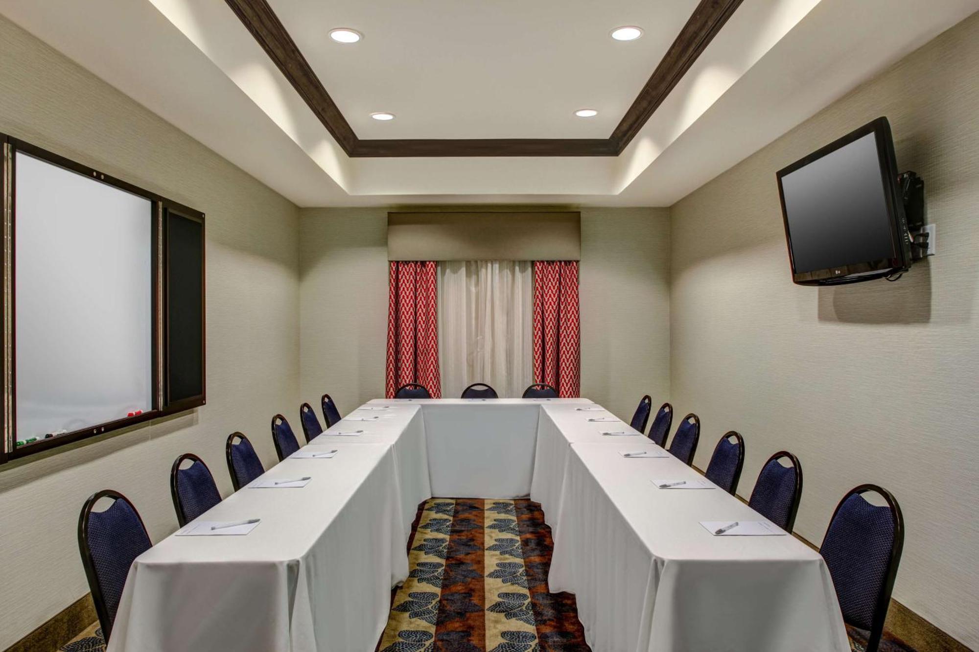 Hampton Inn Thomson Zewnętrze zdjęcie