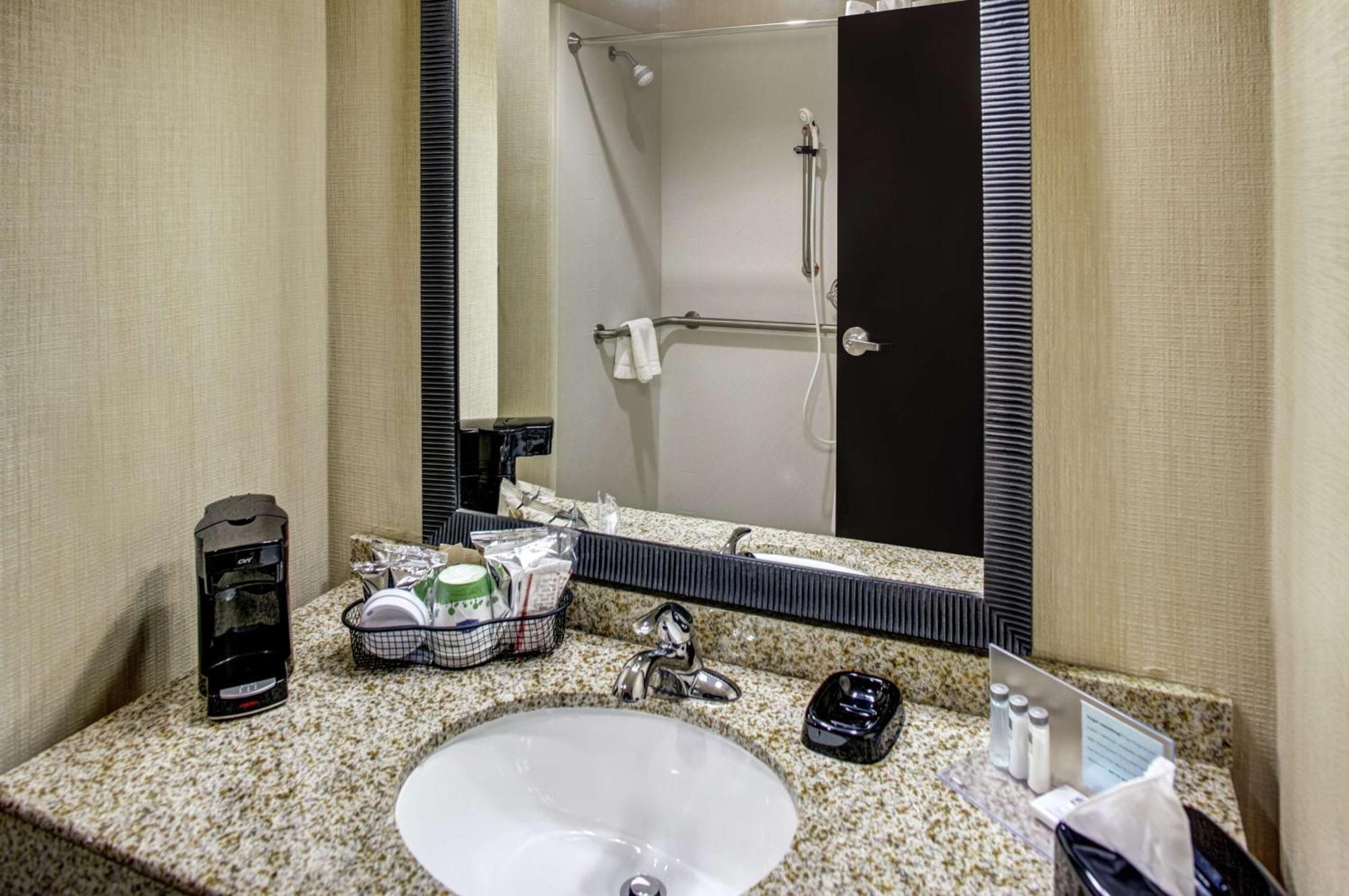 Hampton Inn Thomson Zewnętrze zdjęcie